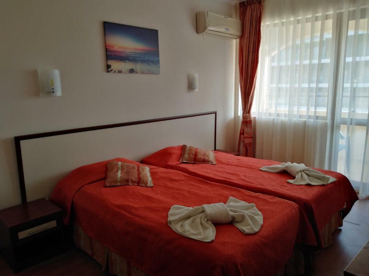 Hotel Sea Vista Sveti Vlas Exteriör bild